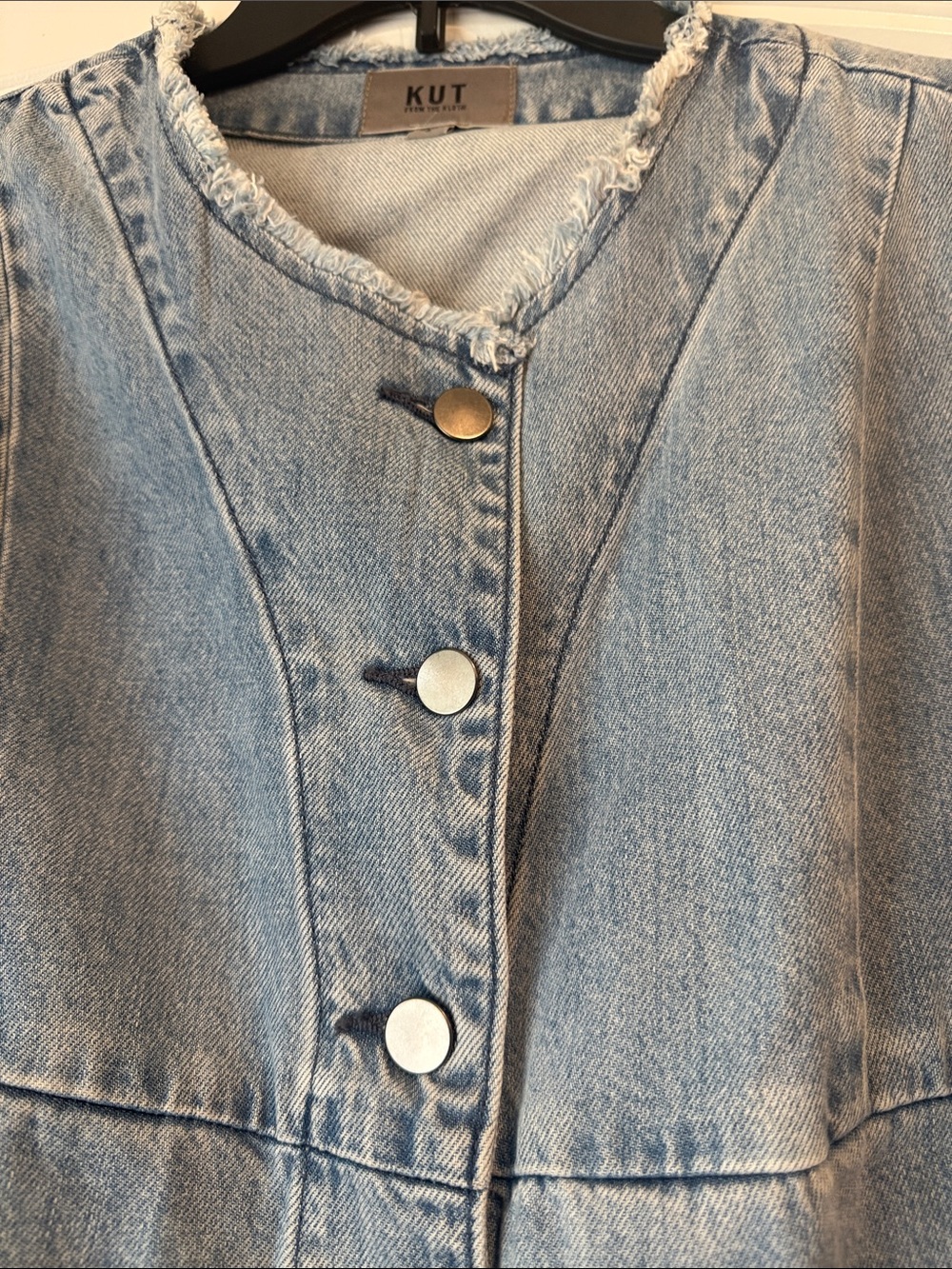 KUT from the Kloth Olea Frayed Denim Jacket Light Wash Small - Picture 4 of 11